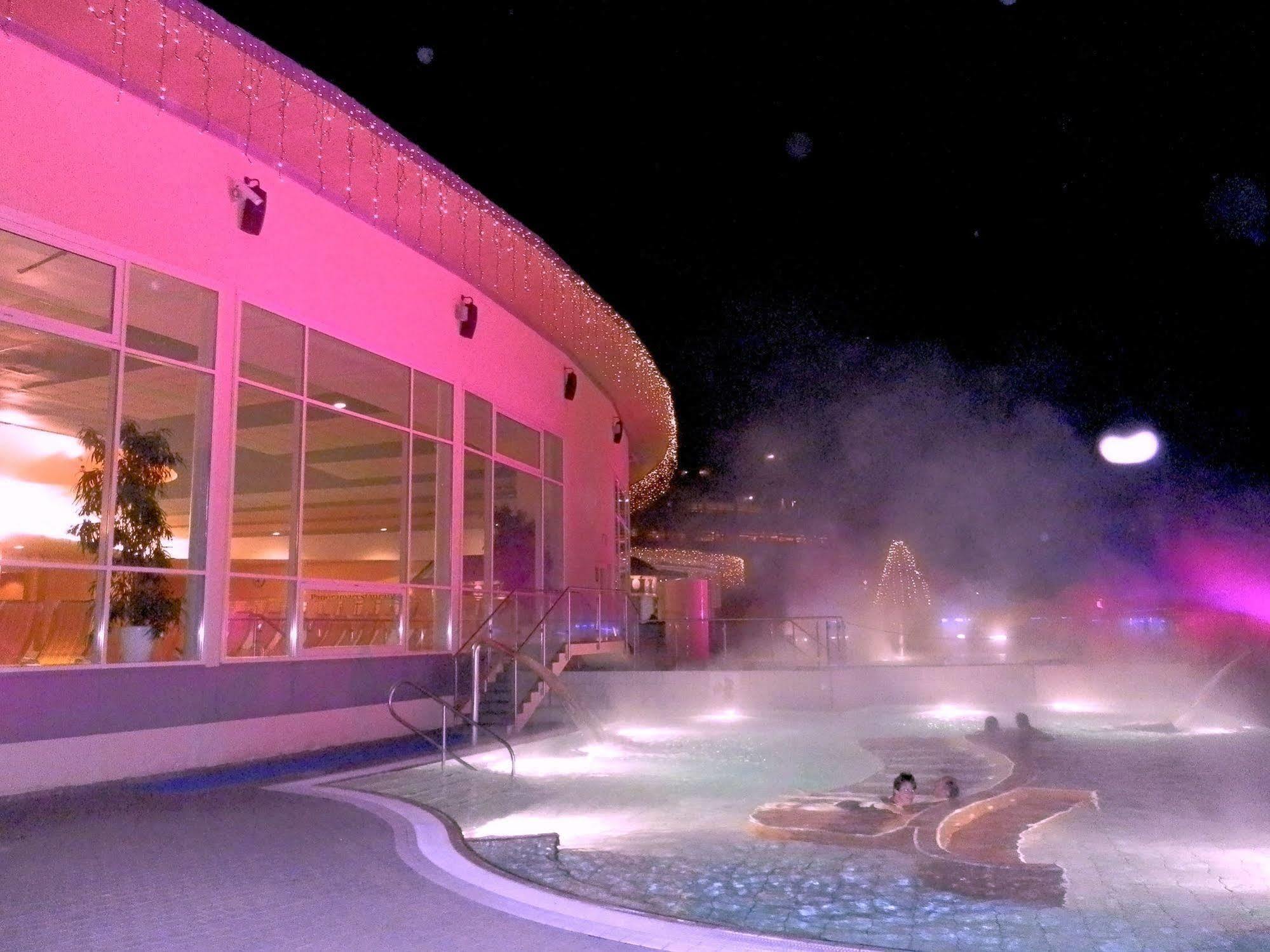 Thermenhotel Puchasplus شتيغرسباخ المظهر الخارجي الصورة